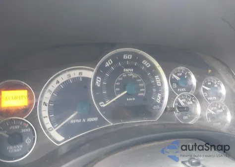 2002 Cadillac Escalade Standard from USA, damaged, VIN 1GYEC63T92R271511